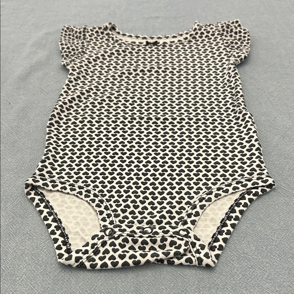 Carter's Monochrome Heart Bodysuit